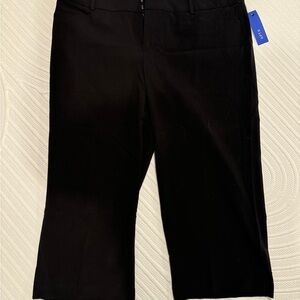 Apt 9 black dress capris with tummy control